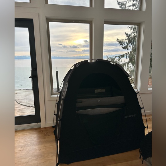 SlumberPod - Picture 2 of 2